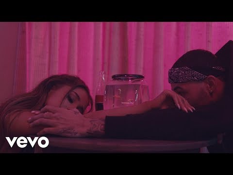 Ariana Grande – Into You (Official Video Complete) | Timeless Pop Classic, Streaming Longevity, Industry Impact & Monetization